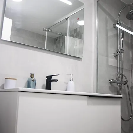 Apartamento Brisa Marina 1 *